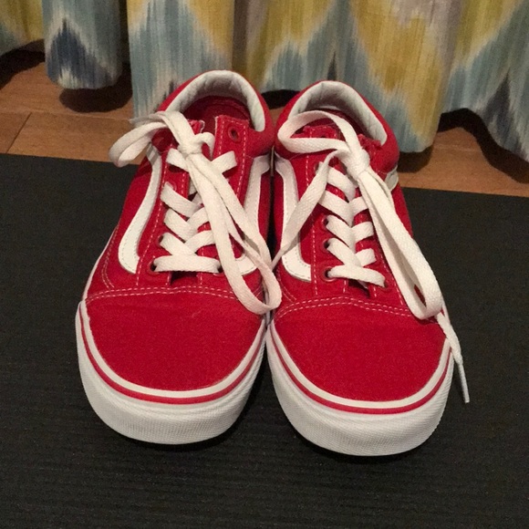 red canvas old skool vans